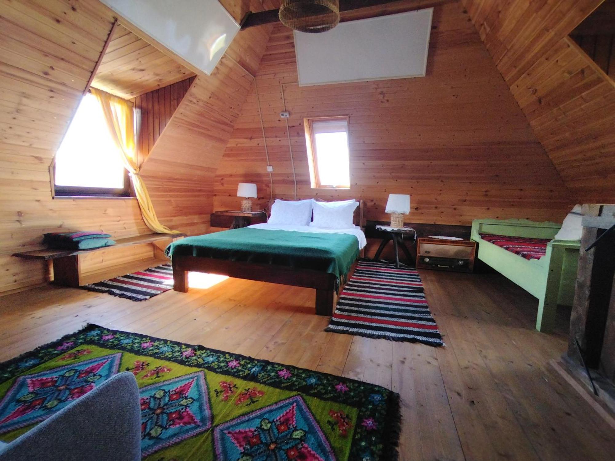 Small Apartment In Breb S Cosy Barn Bagian luar foto